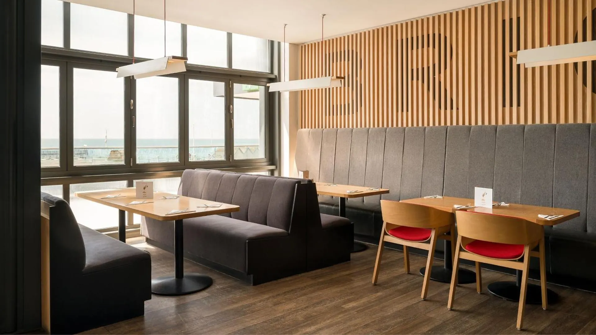 Hotel Holiday Inn Brighton Seafront By Ihg